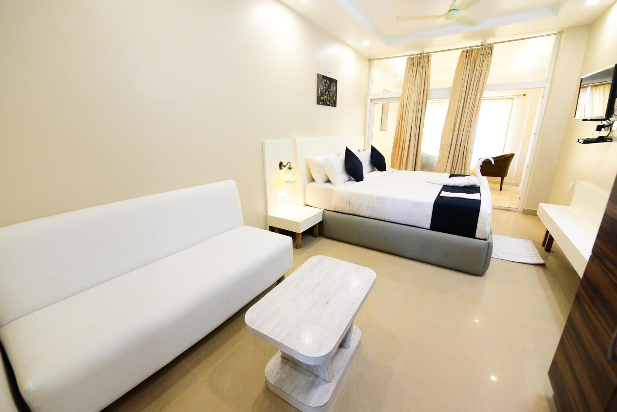 Puri Beach Resort Buitenkant foto