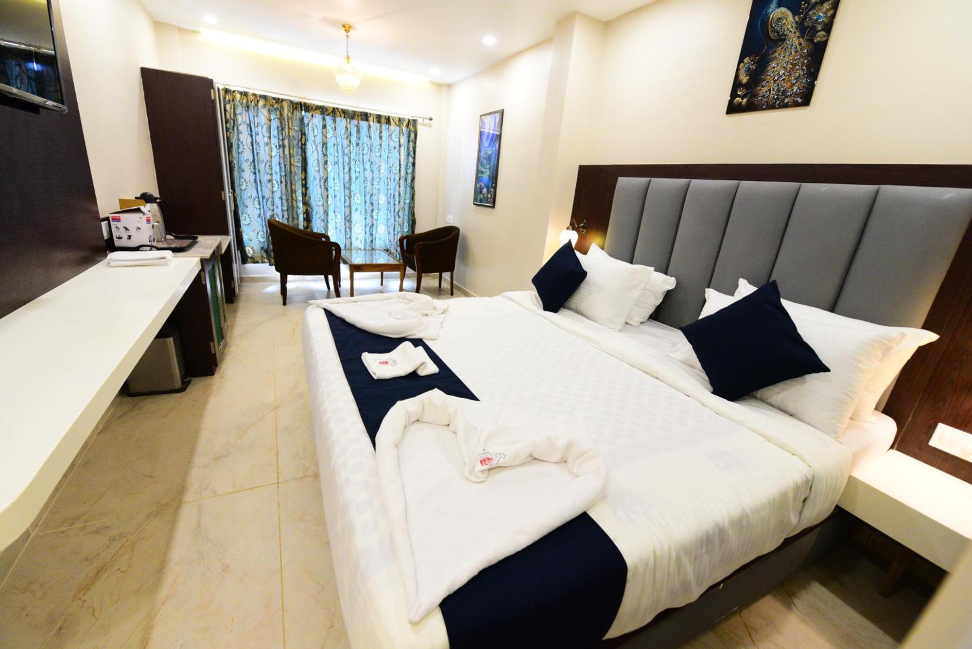 Puri Beach Resort Buitenkant foto