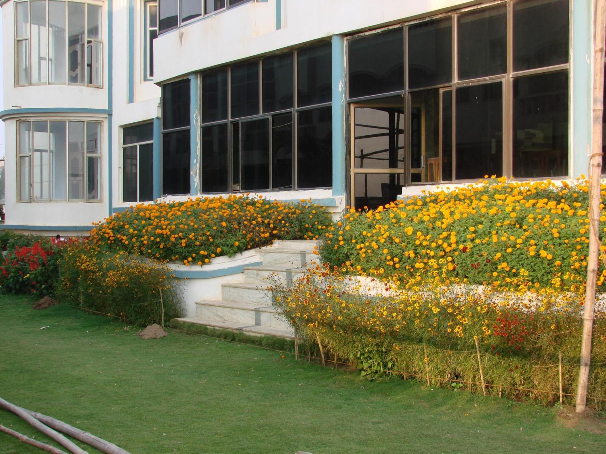 Puri Beach Resort Buitenkant foto